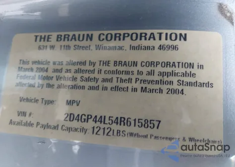 2004 Dodge Grand Caravan Sxt z USA, uszkodzony, nr VIN 2D4GP44L54R615857